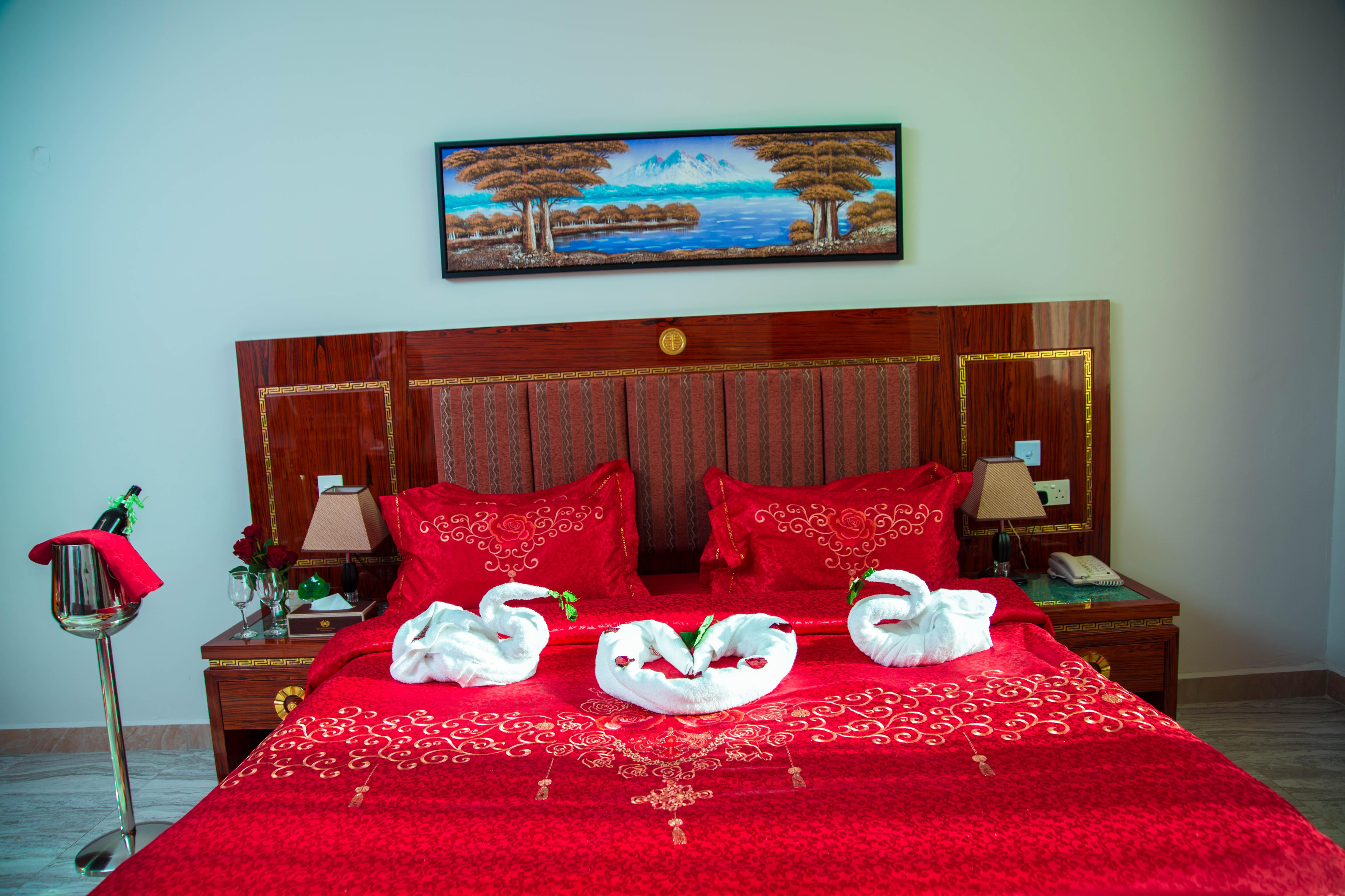 Tiffany Diamond Hotels Ltd - Makunganya Dar-es-Salaam Eksteriør bilde