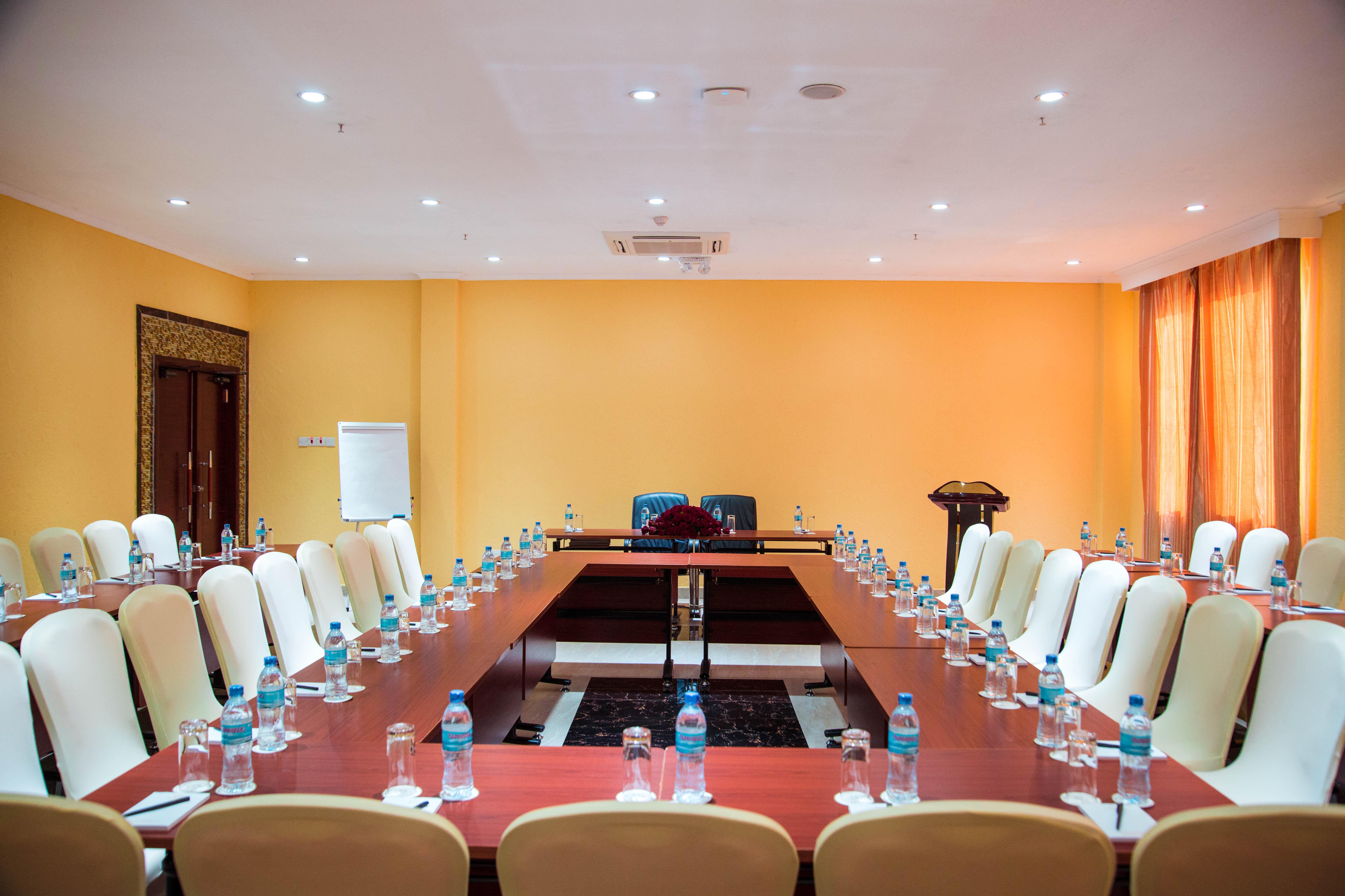 Tiffany Diamond Hotels Ltd - Makunganya Dar-es-Salaam Eksteriør bilde