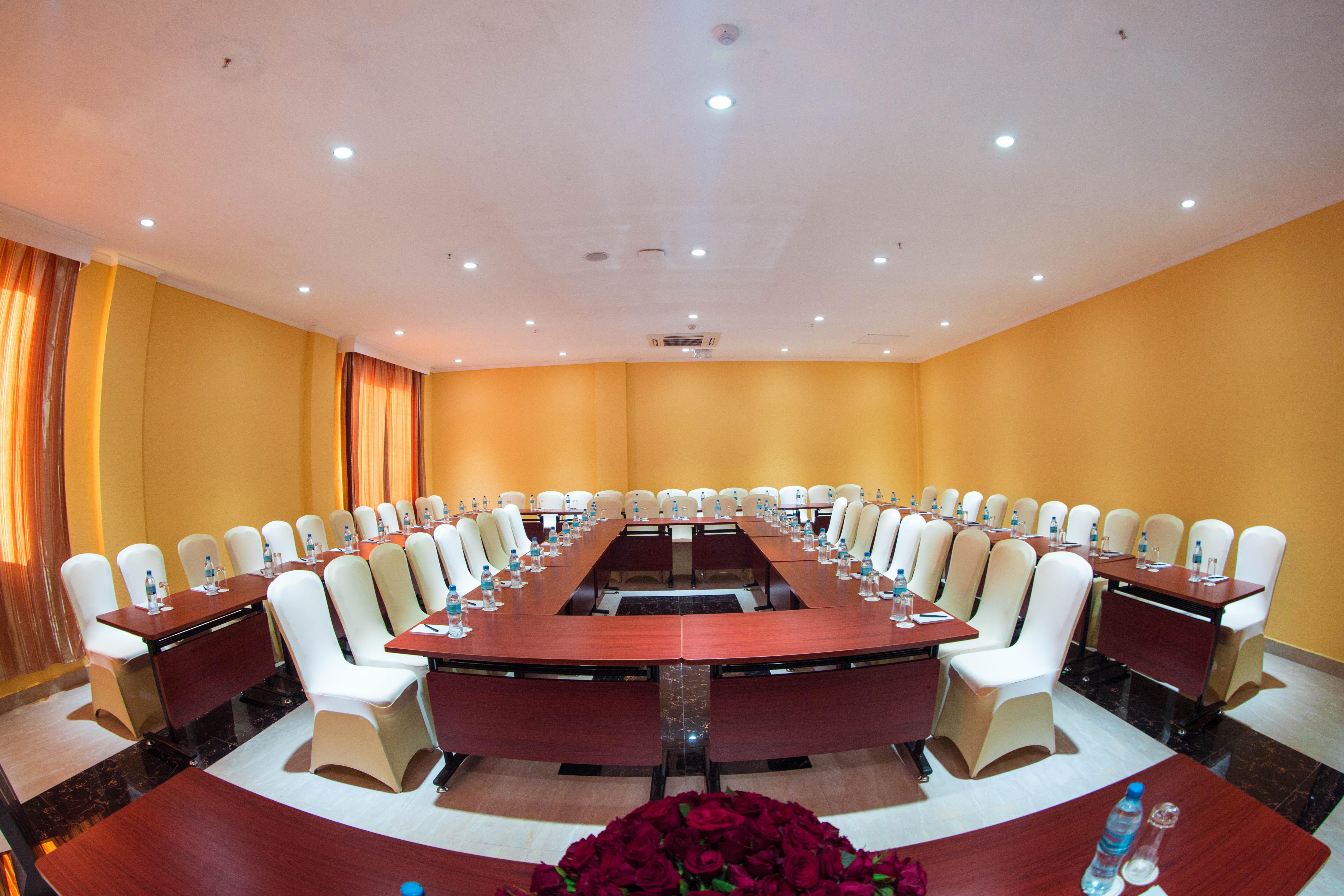 Tiffany Diamond Hotels Ltd - Makunganya Dar-es-Salaam Eksteriør bilde