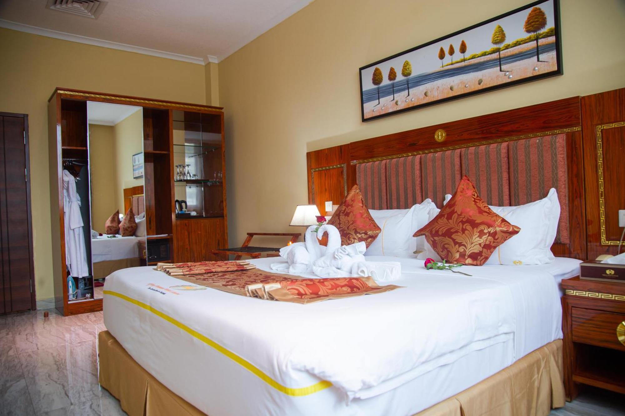 Tiffany Diamond Hotels Ltd - Makunganya Dar-es-Salaam Eksteriør bilde